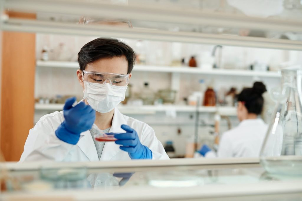Copilul cu deficienţă mintală Copilul cu deficienţă mintală